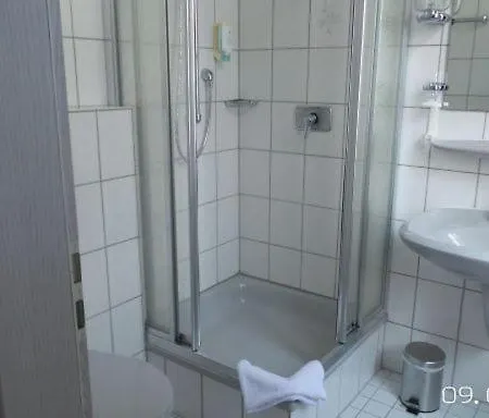 Bed & Breakfast Eifeler Hof - Eifelpark Karten, Angelkarten, Hochzeitssaal In Region Kyllburg