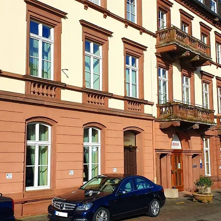 فندق مبيت وإفطار Eifeler Hof - Ihr Restaurant Fuer Genussmomente In