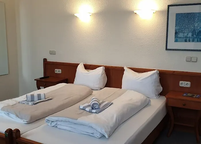 Eifeler Hof - Ihr Restaurant Fuer Genussmomente In Bed & Breakfast 3*