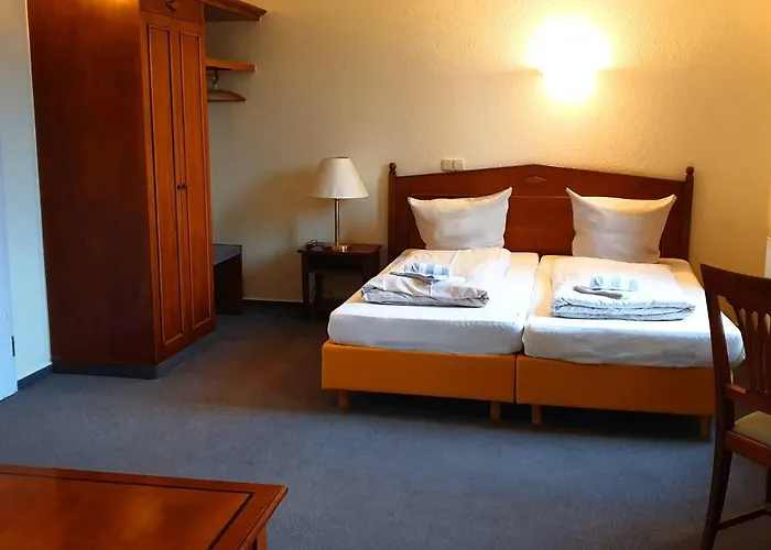 Eifeler Hof - Ihr Restaurant Fuer Genussmomente In Bed & Breakfast 3*