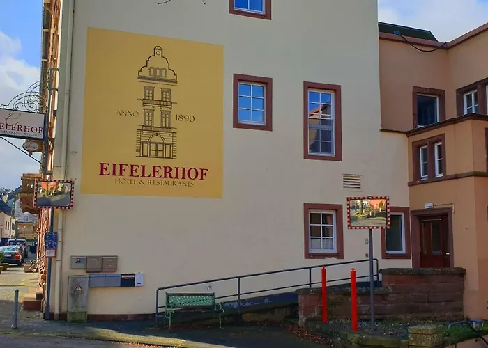 Bed & Breakfast Eifeler Hof - Ihr Restaurant Fuer Genussmomente In 3*