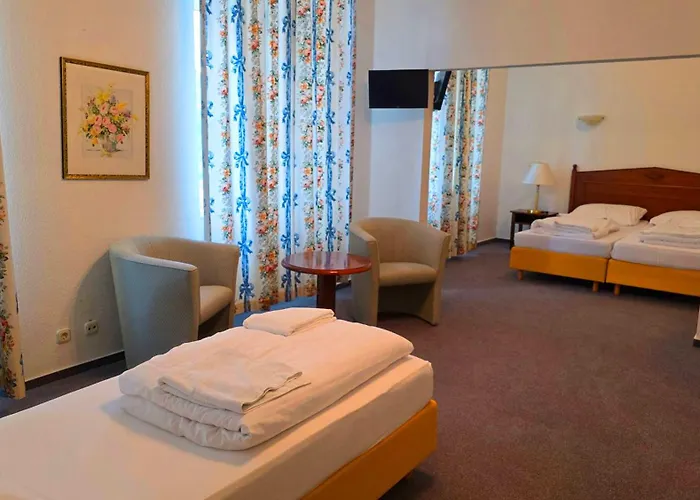 Eifeler Hof - Ihr Restaurant Fuer Genussmomente In Bed & Breakfast 3*