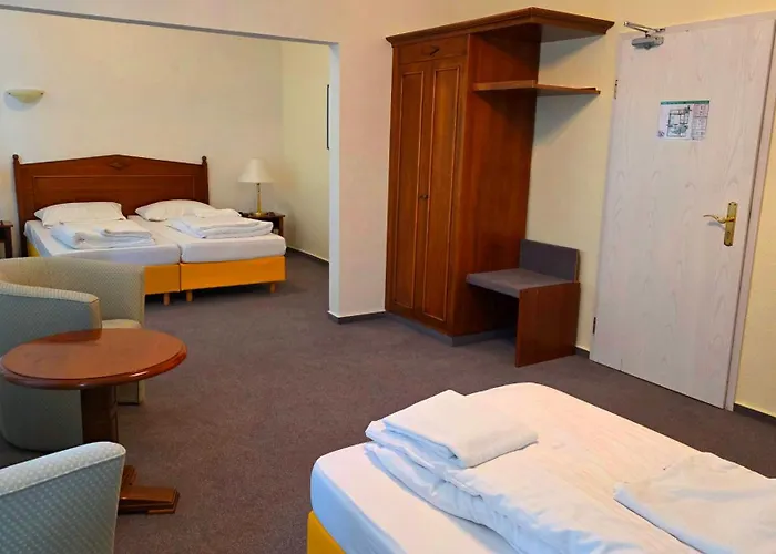 Eifeler Hof - Ihr Restaurant Fuer Genussmomente In Bed & Breakfast Kyllburg